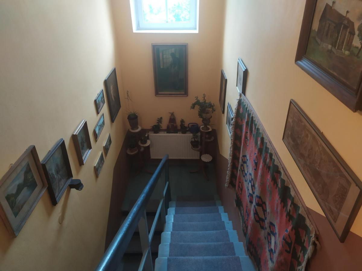 Dwor W Odonowie Екстериор снимка